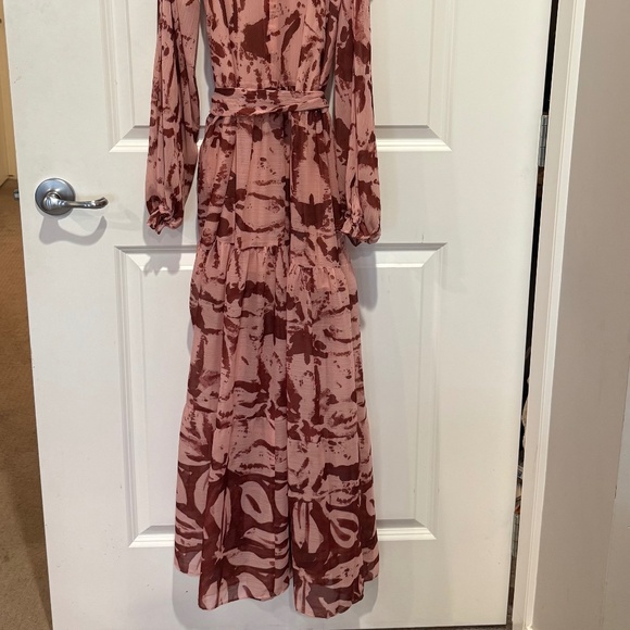 Alexis - flowy maxi gown - pink and burgundy - Picture 5 of 5